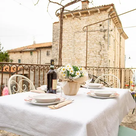 Residenza Borgo Valpolicella Hébergement de vacances SantʼAmbrogio di Valpolicella